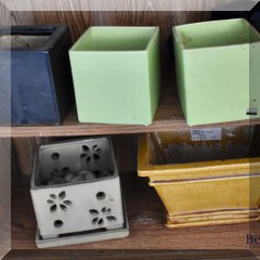 Z17. Pots and planters.